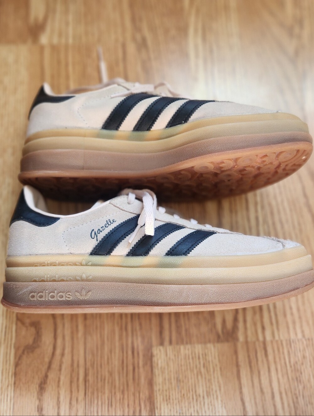 Adidas Women’s Light Pink Platform Gazelle Size 8 - Picture 3 of 8